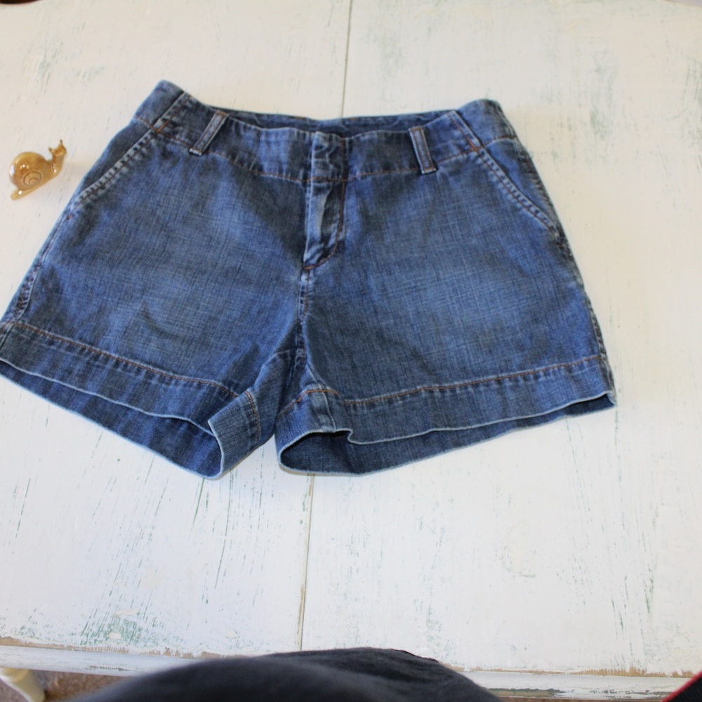 Gap Original Blue Jean Shorts Size 6